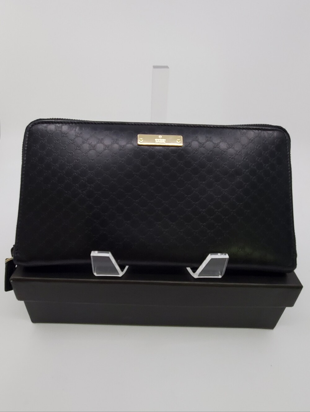Gucci Vintage Guccissima Black Leather Zip-Around Long Travel Wallet